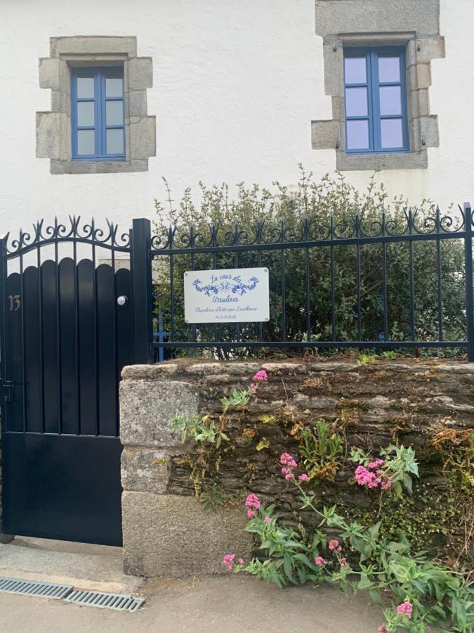 La Cour Des Ursulines Hotell Josselin Exteriör bild